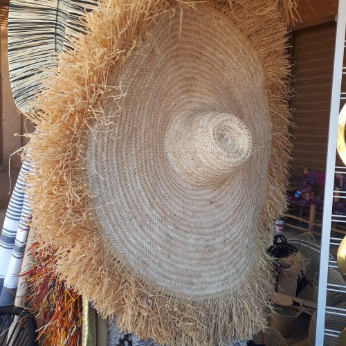 CHAPEAU PAILLE FROUFROUS RAPHIA "XL" - Ma déco d'ailleurs
