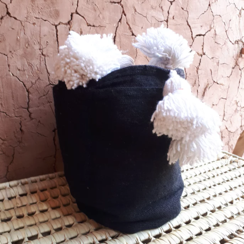 PLAID NOIR POMPONS BLANCS - Ma déco d'ailleurs